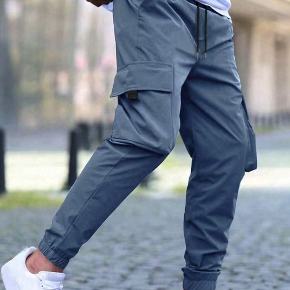 Manfinity Men's Loose Fit Cargo Pants With Flap Pockets And Drawstring Waist